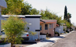 Should You Rent a Mobile Home in Las Vegas